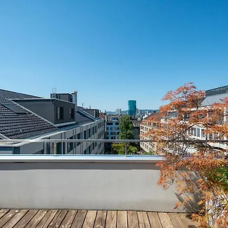 Luxury Penthouse - 360 Attic Апартаменти *